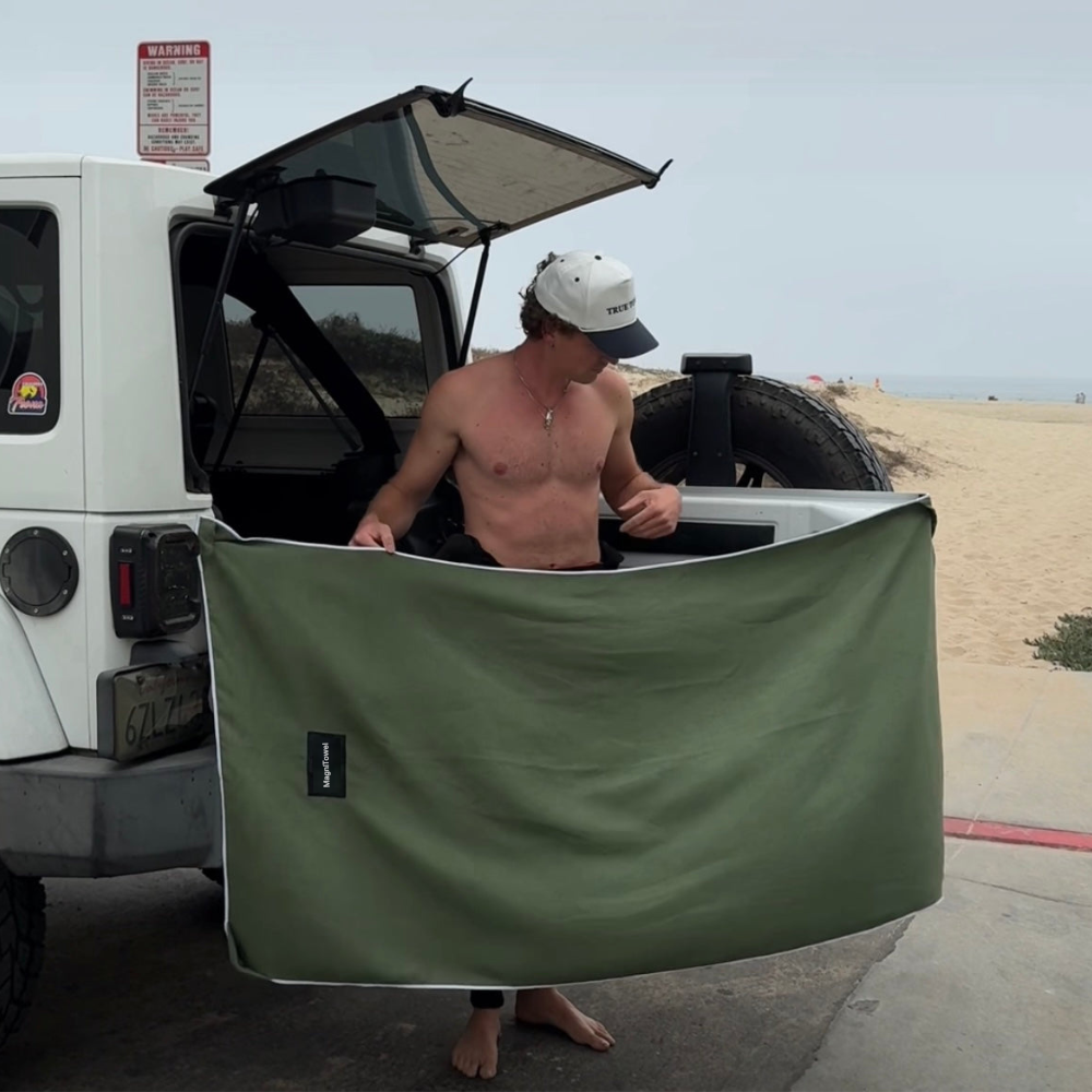 🔥MagSnap Towel Blanket – The Ultra-Light Magnetic Wrap for Comfort & Privacy